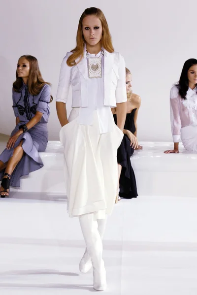 Look 36